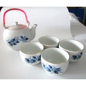 Vintage Golden China Asian Tea Set - 4 Cups & Pot Blue Floral - Ceramic Taiwan